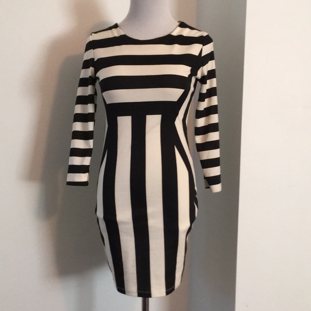 Black and white Body Con dress
